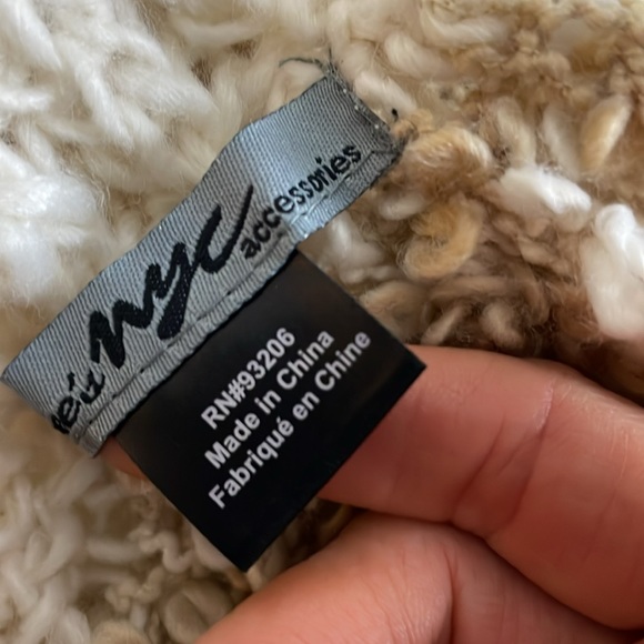 Renee’s NYC Accessories- Infinity Scarf-  soft Cream and Tan Crocheted- - Picture 4 of 10